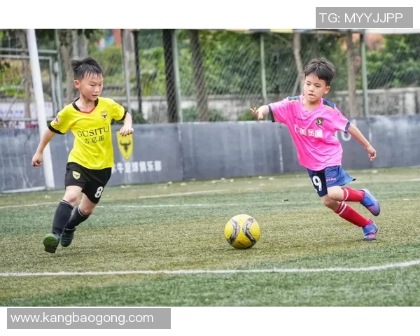 周军独家解析足球技巧与战术分享助你提升球场表现