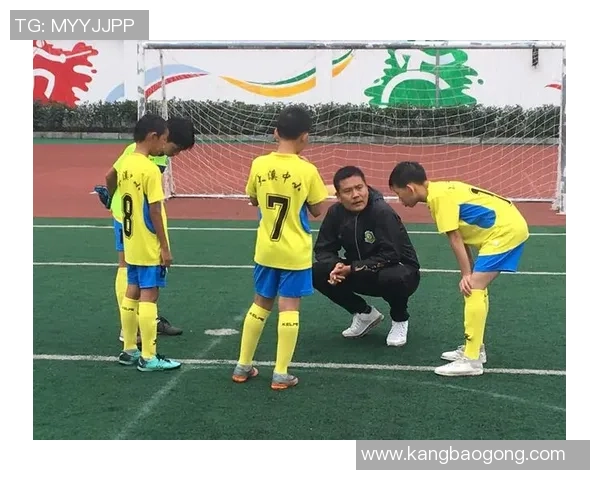 梅县铁汉足球队奋勇拼搏展现团队精神助力地方足球发展与青训培养